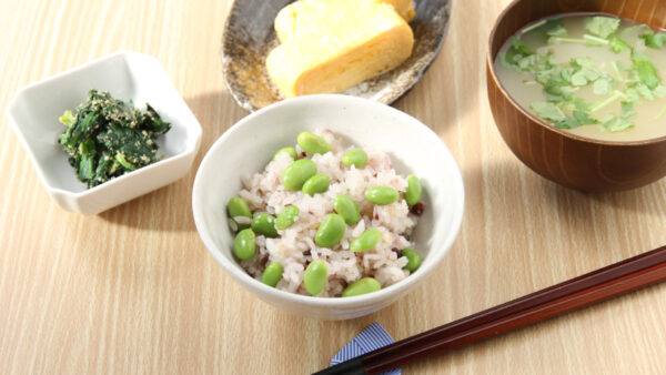 彩り豊かな炊き込みごはん