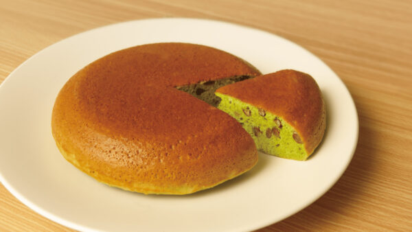 炊飯器に入れるだけ！青汁蒸しパン